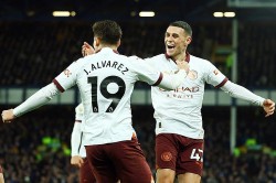 Ngoại hạng Anh: Hình ảnh trận đấu Man City vượt trội, thắng ngược Everton bằng tỷ số đậm