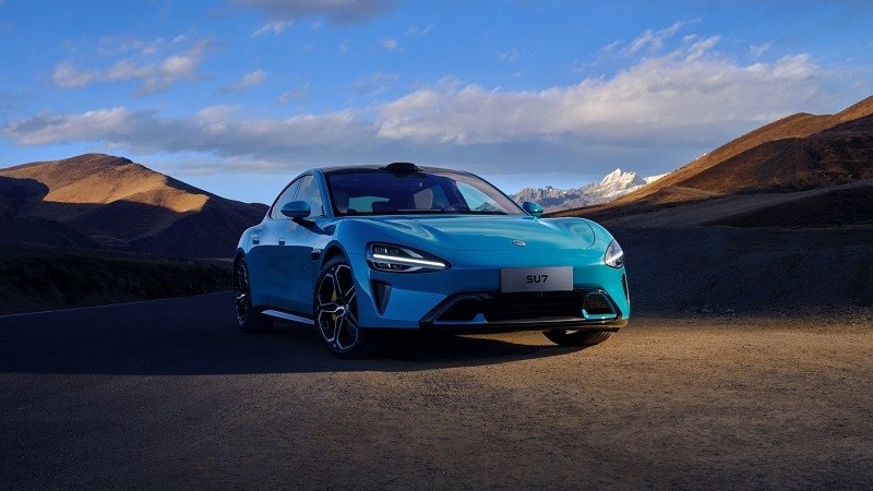 Xiaomi trình làng mẫu xe điện đầu tiên Xiaomi SU7, cạnh tranh với Porsche Taycan