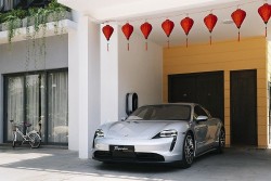 Triệu hồi xe điện Porsche Taycan tại Việt Nam để kiểm tra pin