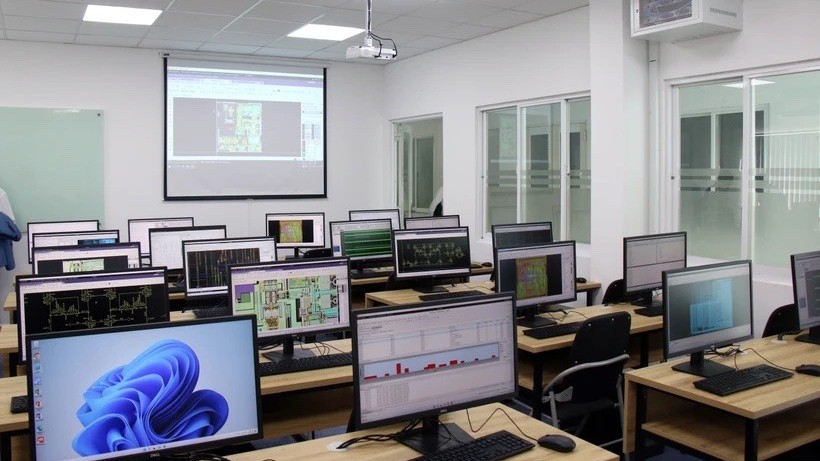 Đà Nẵng thành lập Trung tâm Nghiên cứu Đào tạo Thiết kế Vi mạch-Trí tuệ Nhân tạo