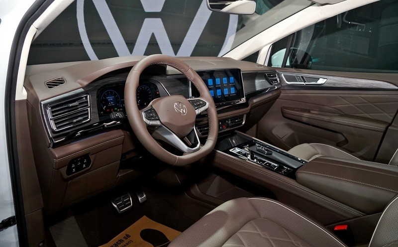 Cập nhật bảng giá lăn bánh Volkswagen Viloran vừa ra mắt Cập nhật bảng giá lăn bánh Volkswagen Viloran vừa ra mắt