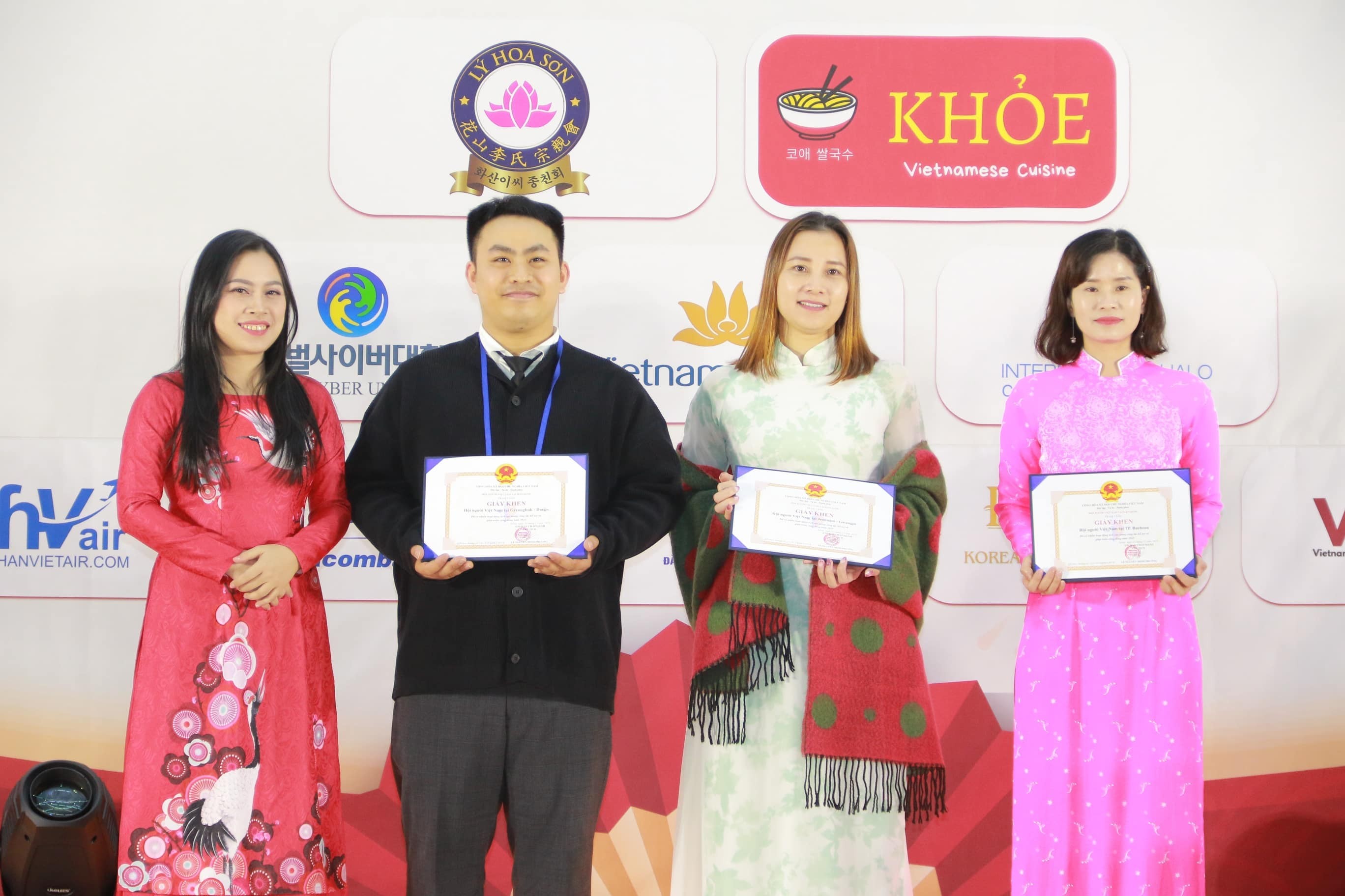 Tết yêu thương của người Việt tại xứ sở kim chi