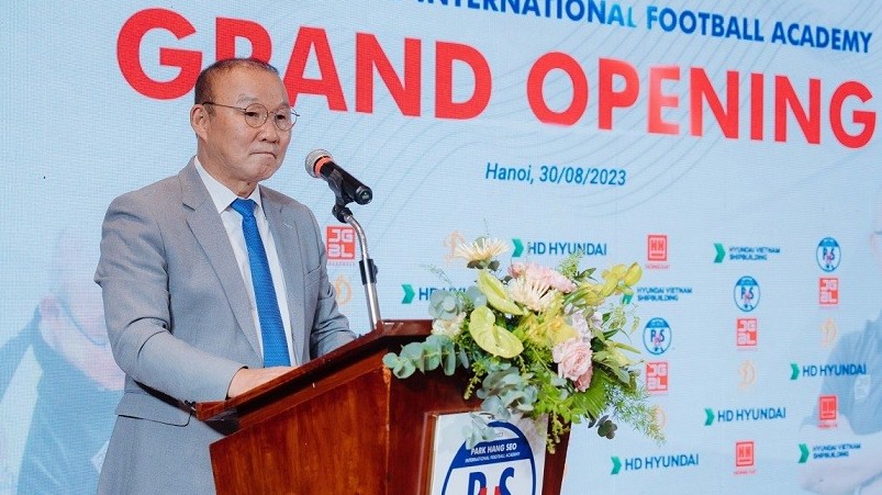 Liên đoàn Bóng đá Malaysia tiết lộ chuyện đàm phán với HLV Park Hang Seo