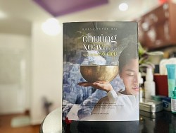 Tìm về cội nguồn chuông xoay Himalaya qua cuốn sách của tác giả Hoàng Tuyết Mai