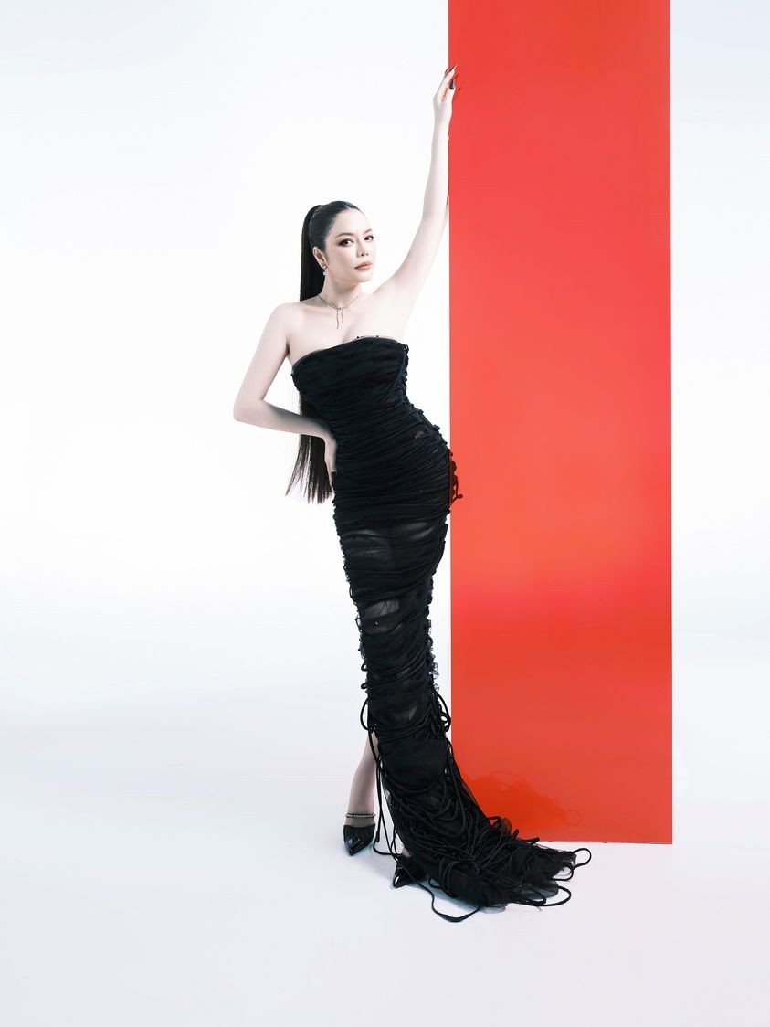 Diễn viên Lý Nhã Kỳ