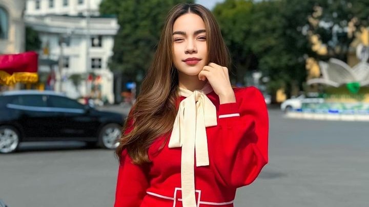 Sao Việt: Á hậu Phương Nhi đẹp mong manh, Lệ Quyên đăng ảnh 'cực ngọt' bên bạn trai