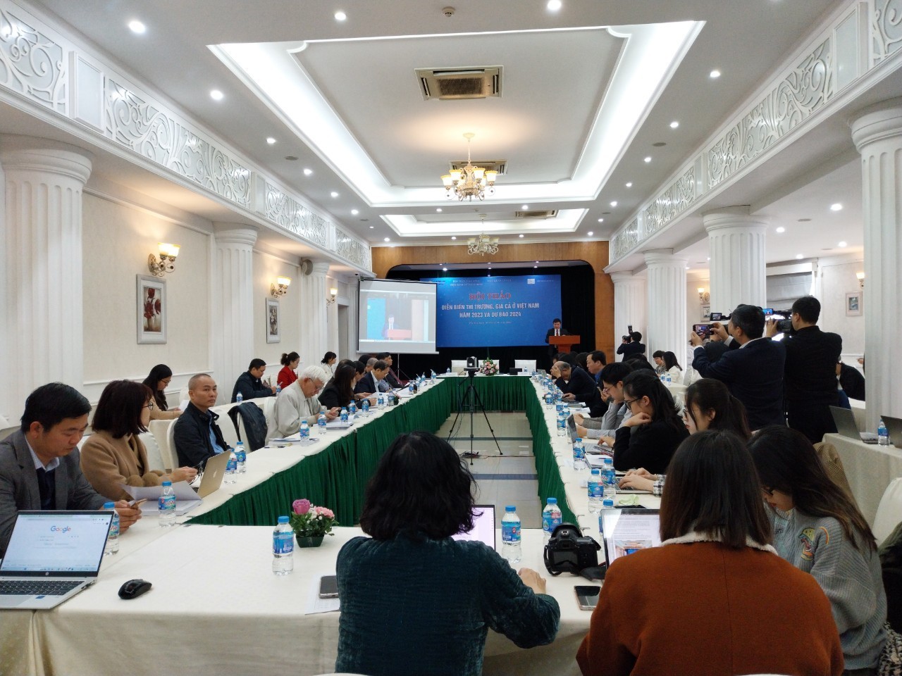 Áp lực lạm phát năm 2024 sẽ không quá lớn Áp lực lạm phát năm 2024 sẽ không quá lớn