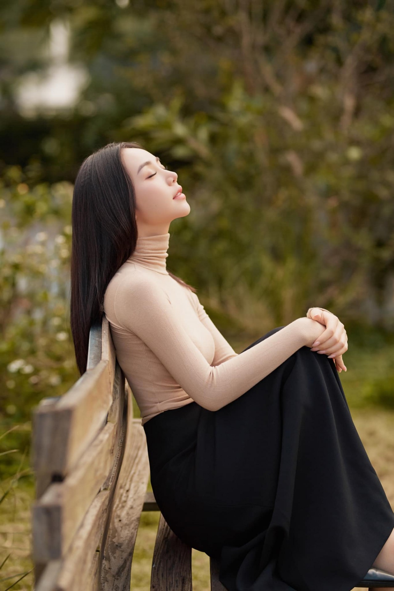 Gu thời trang đời thường của diễn viên Quỳnh Kool