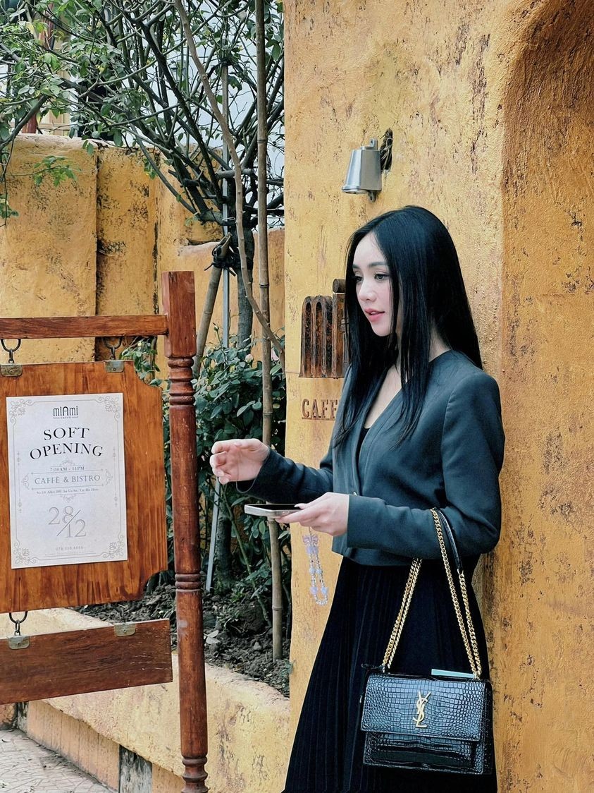 Gu thời trang đời thường của diễn viên Quỳnh Kool