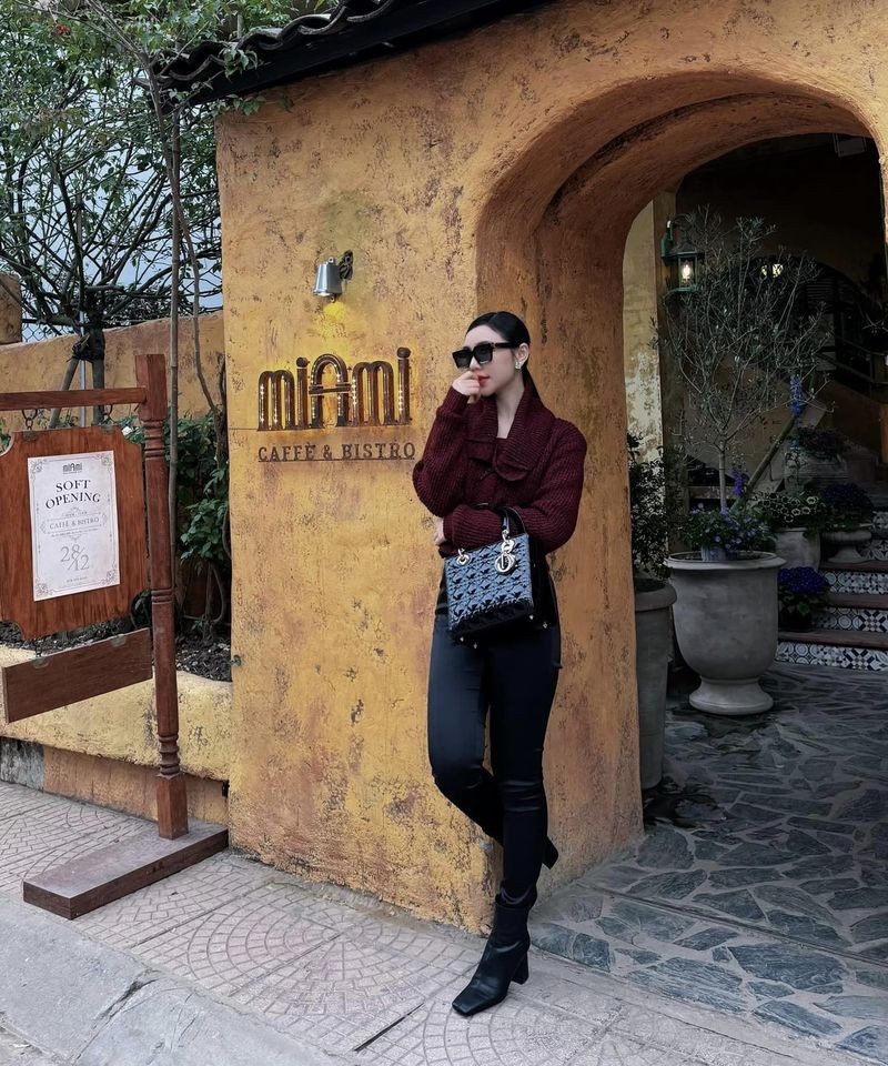 Gu thời trang đời thường của diễn viên Quỳnh Kool