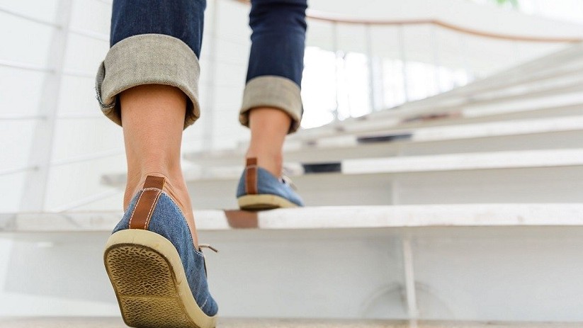 7 lợi ích đối với sức khỏe của việc đi bộ 10 phút sau bữa ăn