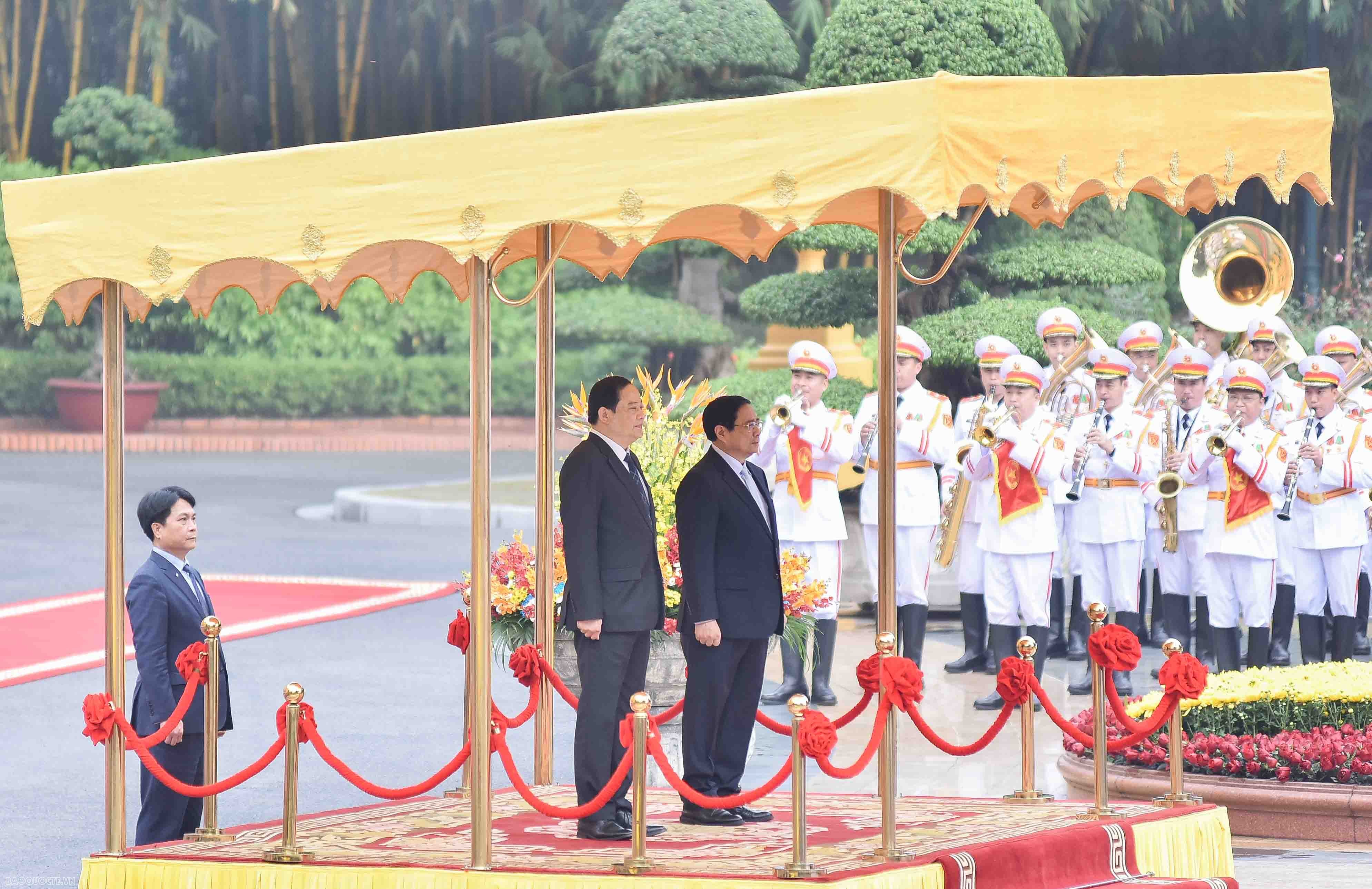 Lễ đón chính thức Thủ tướng Lào Sonexay Siphandone và Phu nhân tại Phủ Chủ tịch