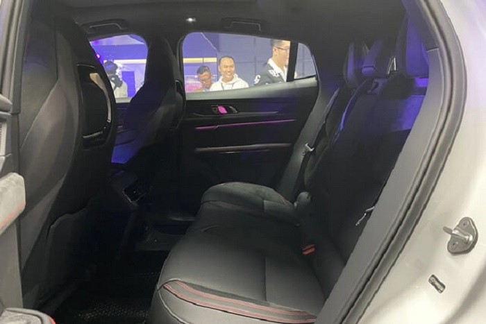 Cận cảnh xe Trung Quốc Lynk & Co 05 ra mắt tại Việt Nam Cận cảnh xe Trung Quốc Lynk & Co 05 ra mắt tại Việt Nam