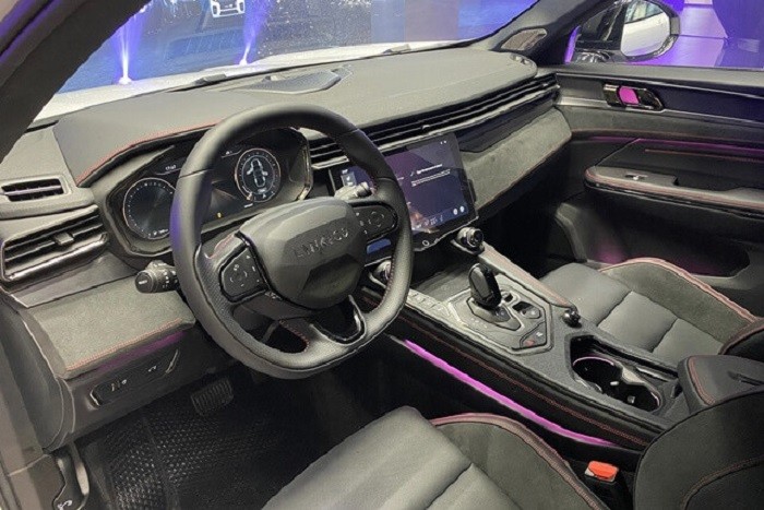 Cận cảnh xe Trung Quốc Lynk & Co 05 ra mắt tại Việt Nam Cận cảnh xe Trung Quốc Lynk & Co 05 ra mắt tại Việt Nam