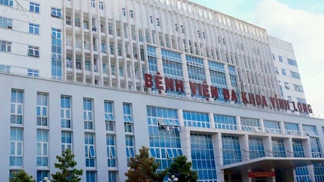 Bệnh viện Đa khoa Vĩnh Long: Chú trọng nâng cao trình độ chuyên môn, y đức