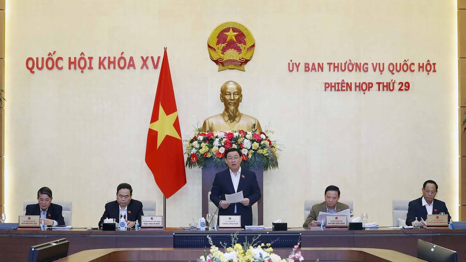 Phiên họp thứ 29 Ủy ban Thường vụ Quốc hội: Cho ý kiến về việc chuẩn bị Kỳ họp bất thường lần thứ 5 của Quốc hội