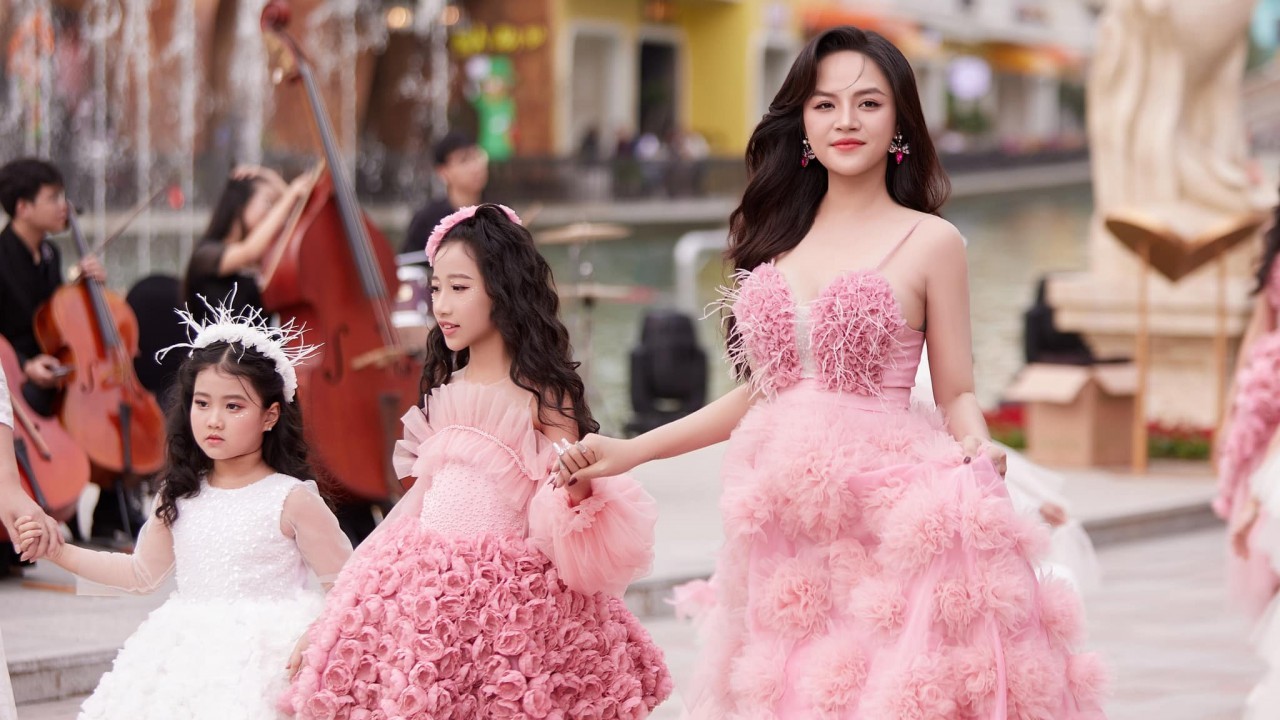 Diễn viên Thu Quỳnh 'xả' ảnh đẹp tựa nàng thơ