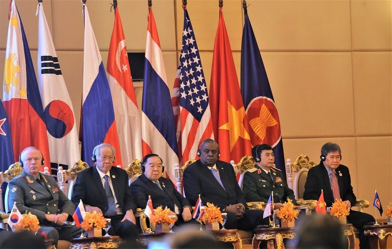 Thách thức của ASEAN về quản lý tranh chấp tại Biển Đông Thách thức của ASEAN về quản lý tranh chấp tại Biển Đông
