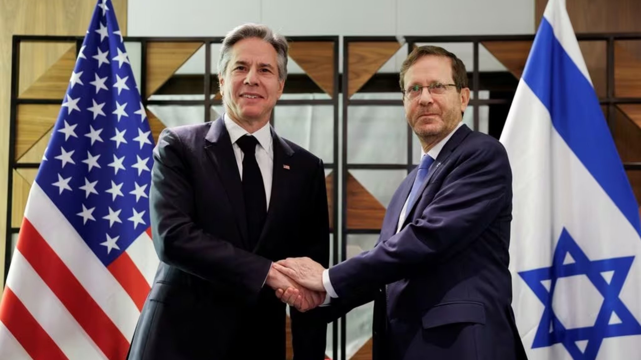 Ngoại trưởng Mỹ công du 5 nước Trung Đông: Xua tan ‘mây mù’ xung đột