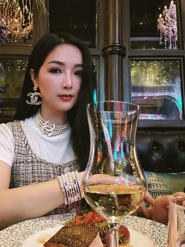 Hoa hậu Giáng My Hoa hậu Giáng My