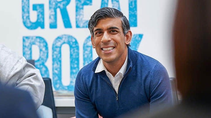 Tin vui đến Ukraine dồn dập: Món quà quý 'chưa từng có', hội nghị hòa bình, có người tính lập hẳn quỹ sản xuất vũ khí vì Kiev