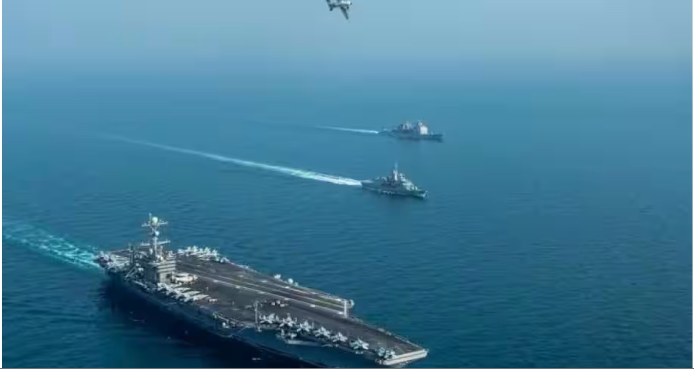 Hai thủy thủ Hải quân Mỹ mất tích ngoài khơi Somalia Hai thủy thủ Hải quân Mỹ mất tích ngoài khơi Somalia