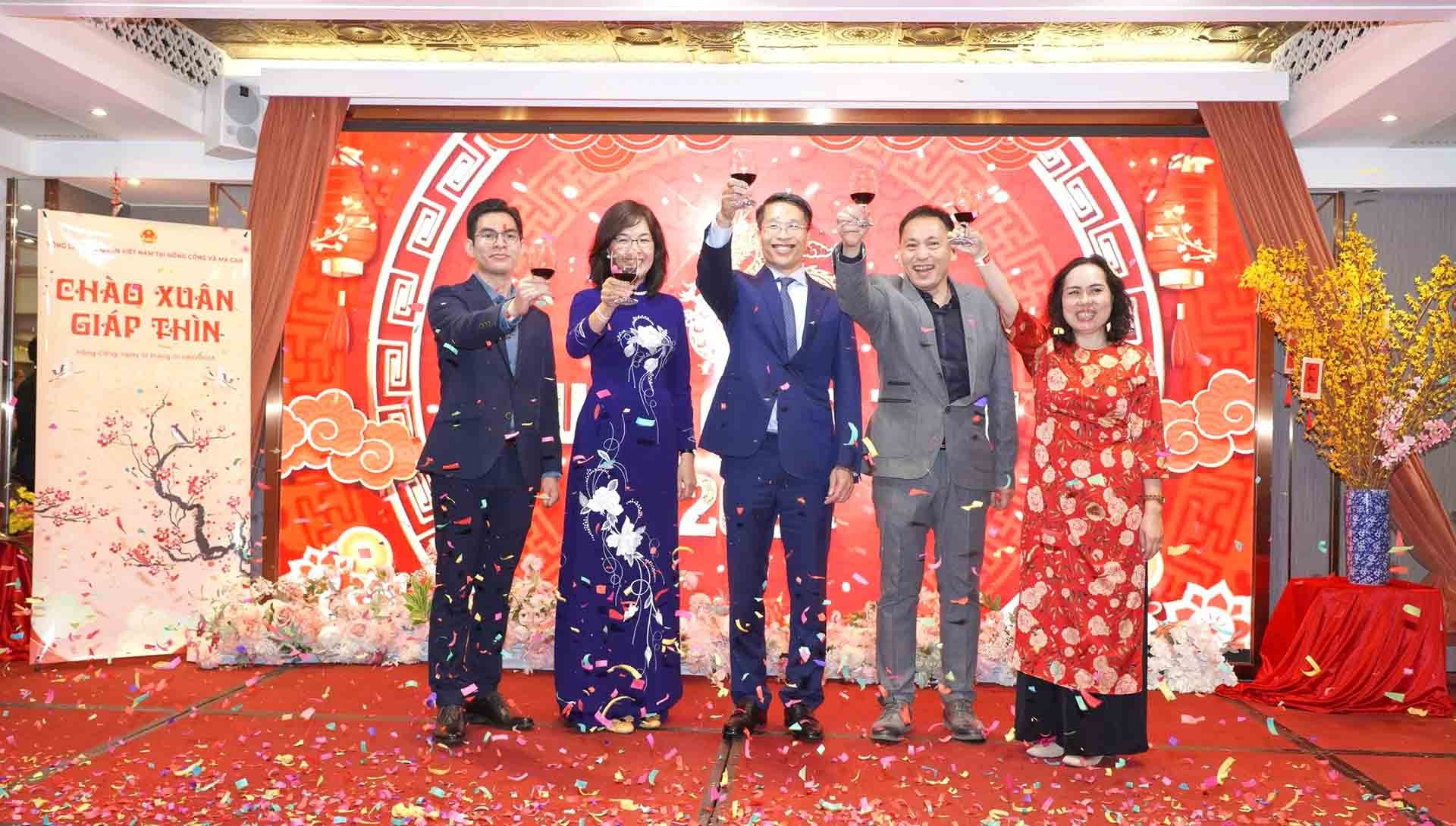 Mang sắc Tết Quê hương tới cộng đồng người Việt tại Hong Kong và Ma Cao