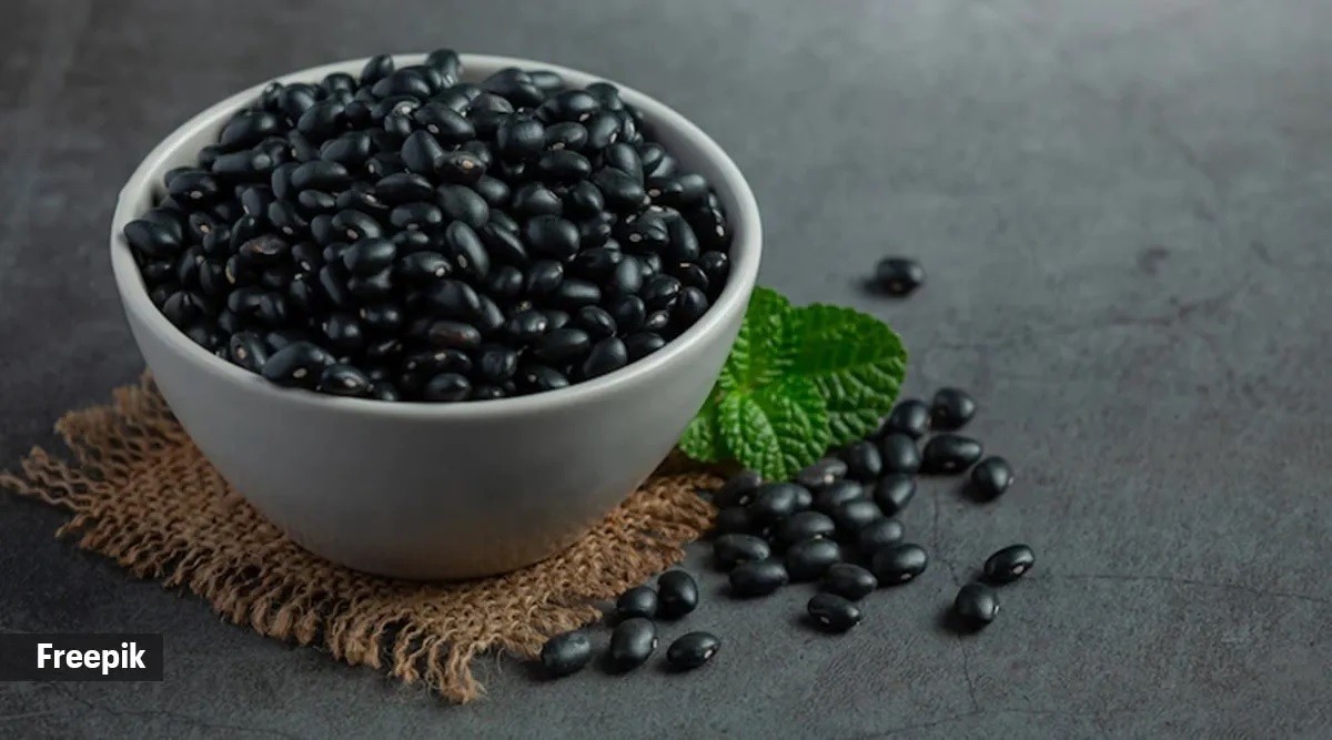 Thường xuyên bổ sung 6 thực phẩm màu đen giúp đẩy lùi tình trạng tóc bạc sớm