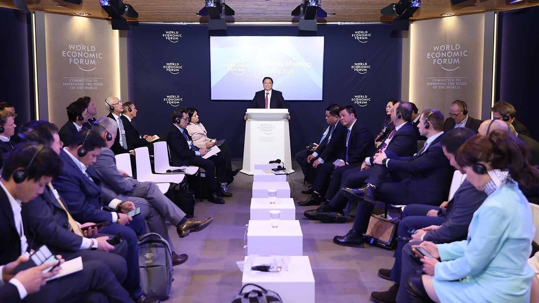 Đối thoại chiến lược quốc gia Việt Nam-WEF: Thúc đẩy chuyển đổi, mở ra các động lực tăng trưởng mới