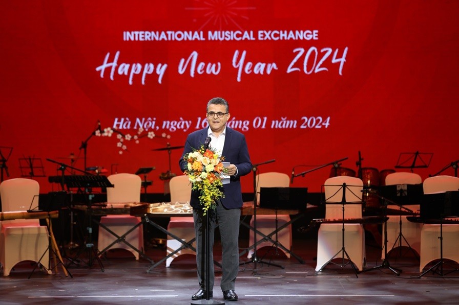 đêm giao lưu nghệ thuật quốc tế “Chào năm mới 2024”