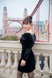 Diễn viên Thanh Hương thu hút mọi ánh nhìn bởi vóc dáng gợi cảm Diễn viên Thanh Hương thu hút mọi ánh nhìn bởi vóc dáng gợi cảm