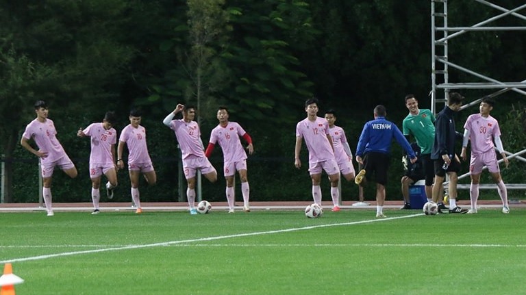 Chủ tịch Liên đoàn Bóng đá Indonesia: Cầu thủ đội tuyển Việt Nam có tinh thần yêu nước rất cao