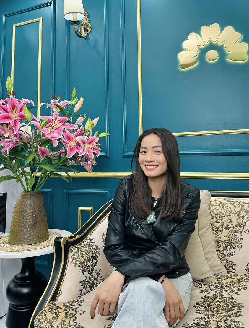 Nhan sắc cầu thủ Hoàng Loan