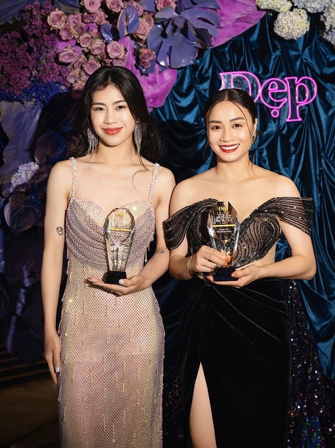 Nhan sắc 'hot girl' bóng đá Việt Nam Hoàng Thị Loan