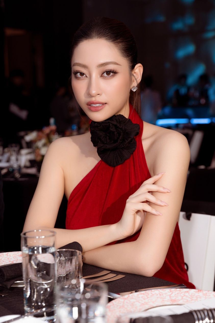 Hoa hậu Lương Thùy Linh