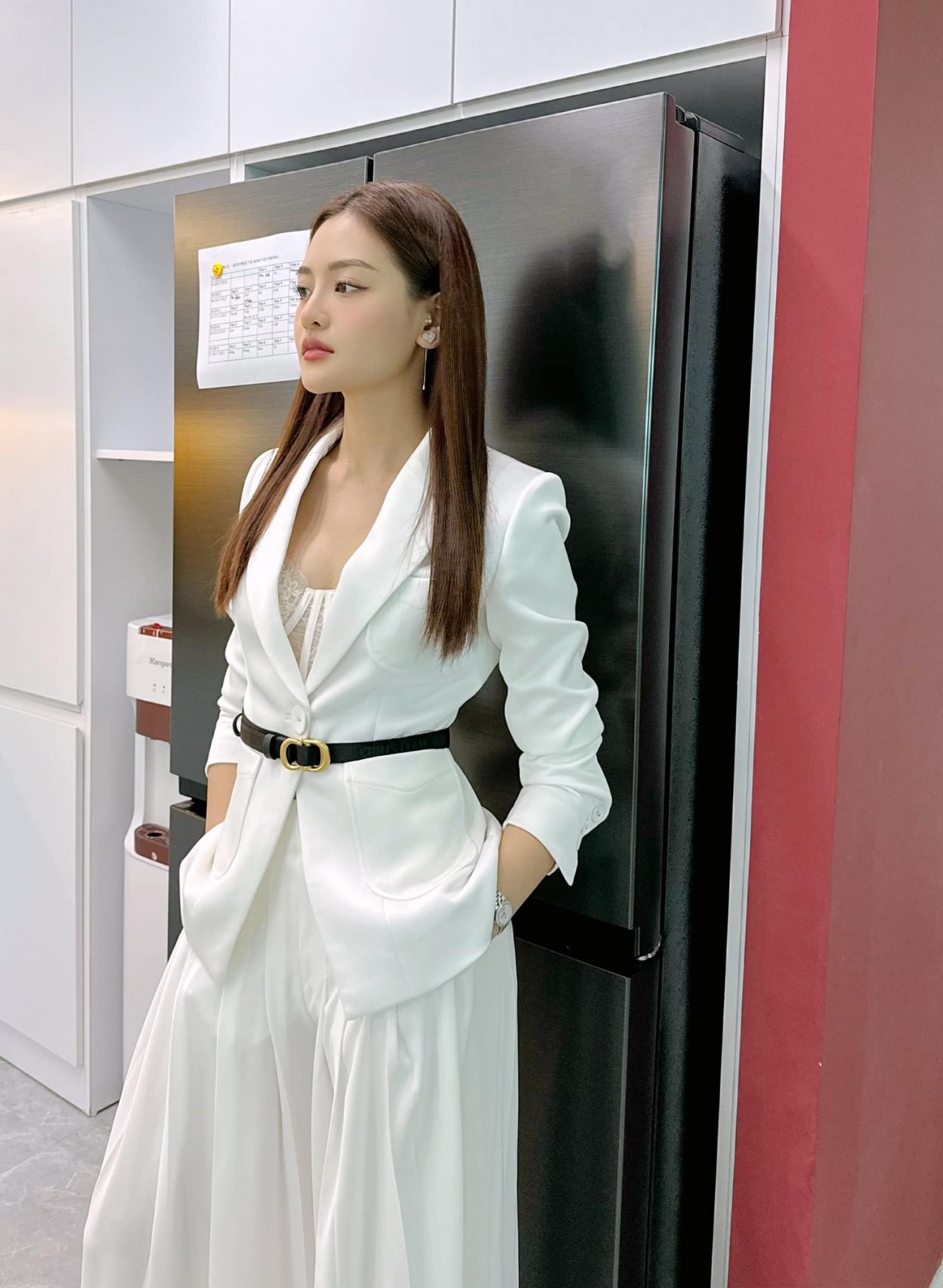 So bì nhan sắc của 3 nữ diễn viên Chúng ta của 8 năm sau: Huyền Lizzie, Quỳnh Kool, Thùy Anh So bì nhan sắc của 3 nữ diễn viên Chúng ta của 8 năm sau: Huyền Lizzie, Quỳnh Kool, Thùy Anh