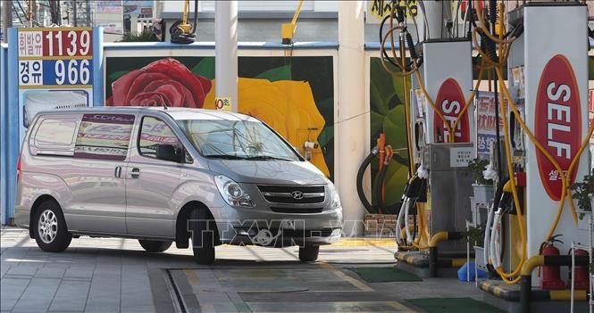 Hàn Quốc lần đầu tiên ghi nhận số lượng xe chạy bằng nhiên liệu giảm Hàn Quốc lần đầu tiên ghi nhận số lượng xe chạy bằng nhiên liệu giảm