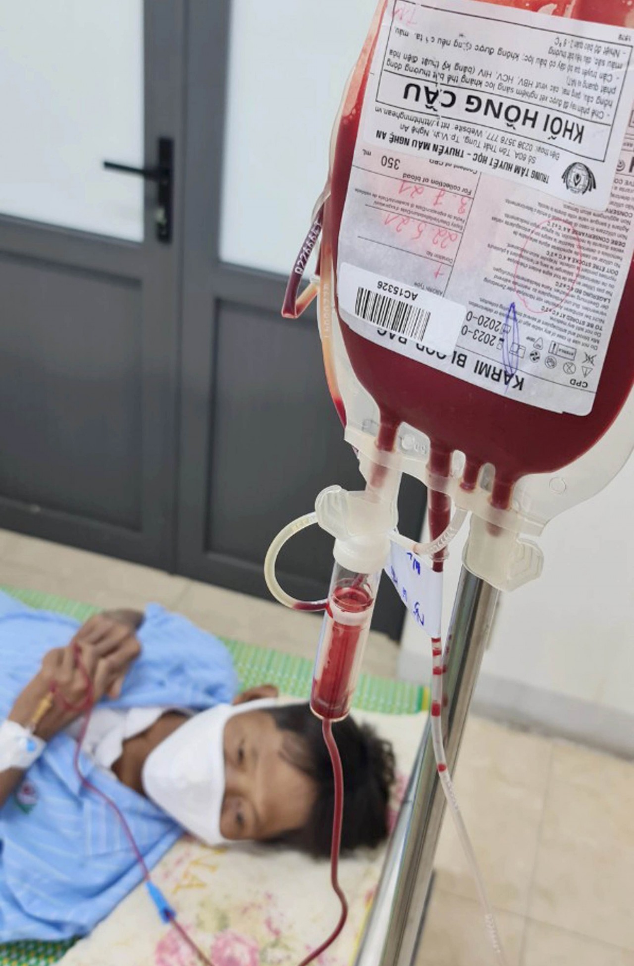 30 năm phong trào hiến máu tình nguyện: Hành trình nhân ái kết nối dòng máu Việt 30 năm phong trào hiến máu tình nguyện: Hành trình nhân ái kết nối dòng máu Việt