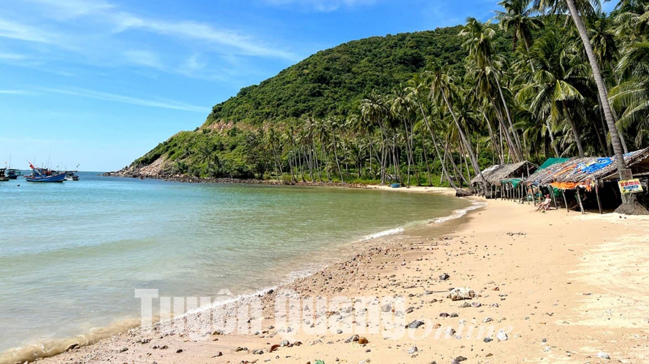 ‘Vịnh Hạ Long thu nhỏ’ trên vùng biển Tây Nam Tổ quốc