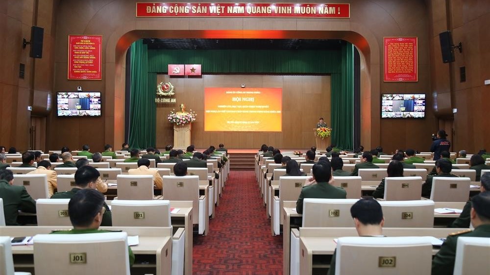 Chữa “bệnh” lười học Nghị quyết của đảng viên bằng cách nào?