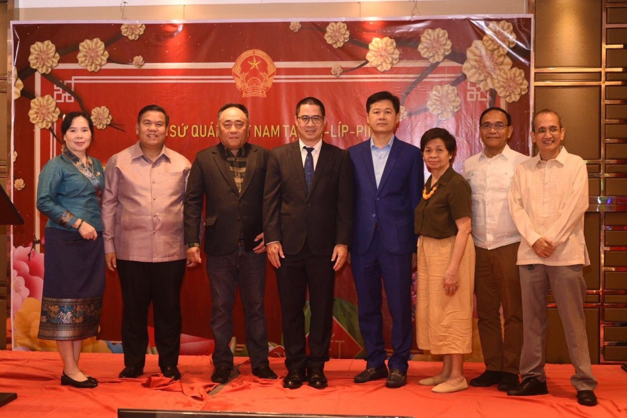 Ngập tràn không khí Tết với chương trình Xuân Quê hương 2024 tại Manila Ngập tràn không khí Tết với chương trình Xuân Quê hương 2024 tại Manila