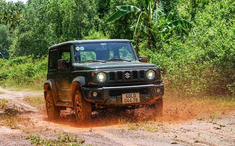Lộ giá xe Suzuki Jimny ở mức 905 triệu tại Hà Nội?