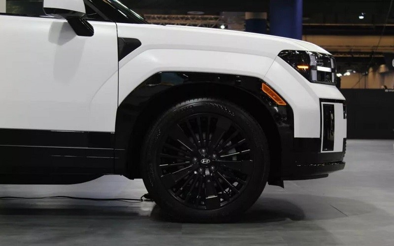 Cận cảnh Hyundai SantaFe NHL Edition 2024 phiên bản giới hạn chỉ 500 xe Cận cảnh Hyundai SantaFe NHL Edition 2024 phiên bản giới hạn chỉ 500 xe