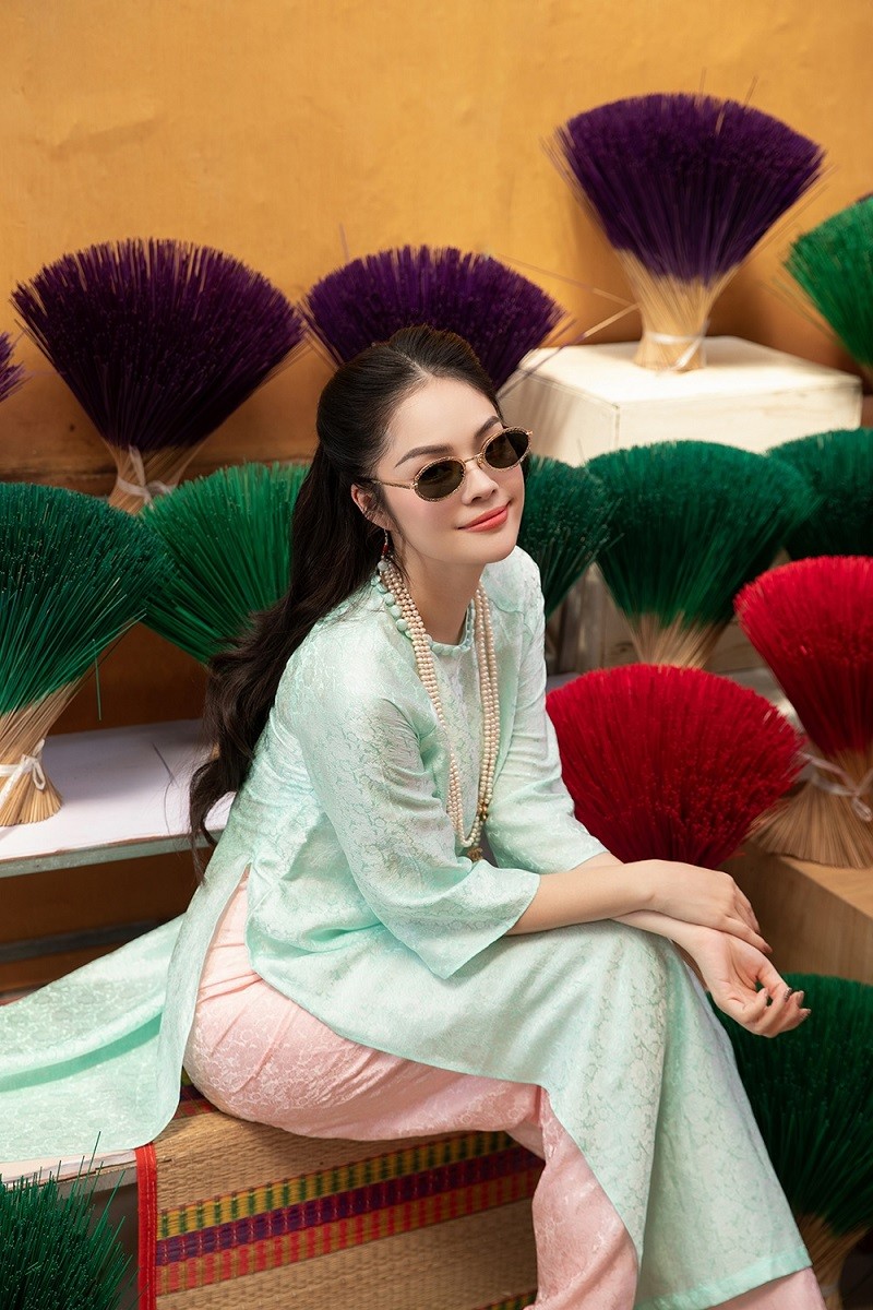 Diễn viên Dương Cẩm Lynh