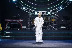 Nhiều ca sĩ trẻ được vinh danh trong lễ trao giải âm nhạc Làn Sóng Xanh 2023