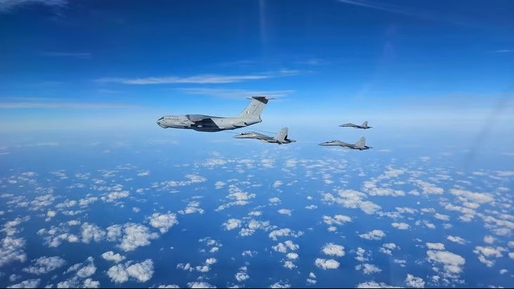 Ba nước tiến hành tập trận 'Hiệp sĩ sa mạc' trên Biển Arab