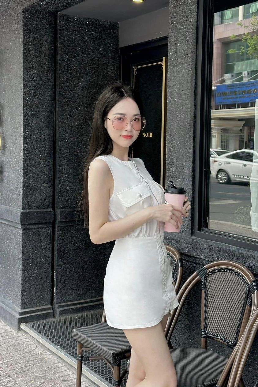 Á hậu Trịnh Thùy Linh