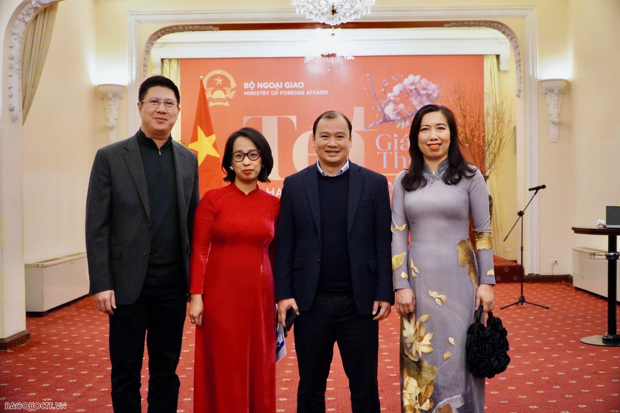 Bộ trưởng Ngoại giao Bùi Thanh Sơn gặp mặt báo chí nhân dịp Tết Giáp Thìn năm 2024