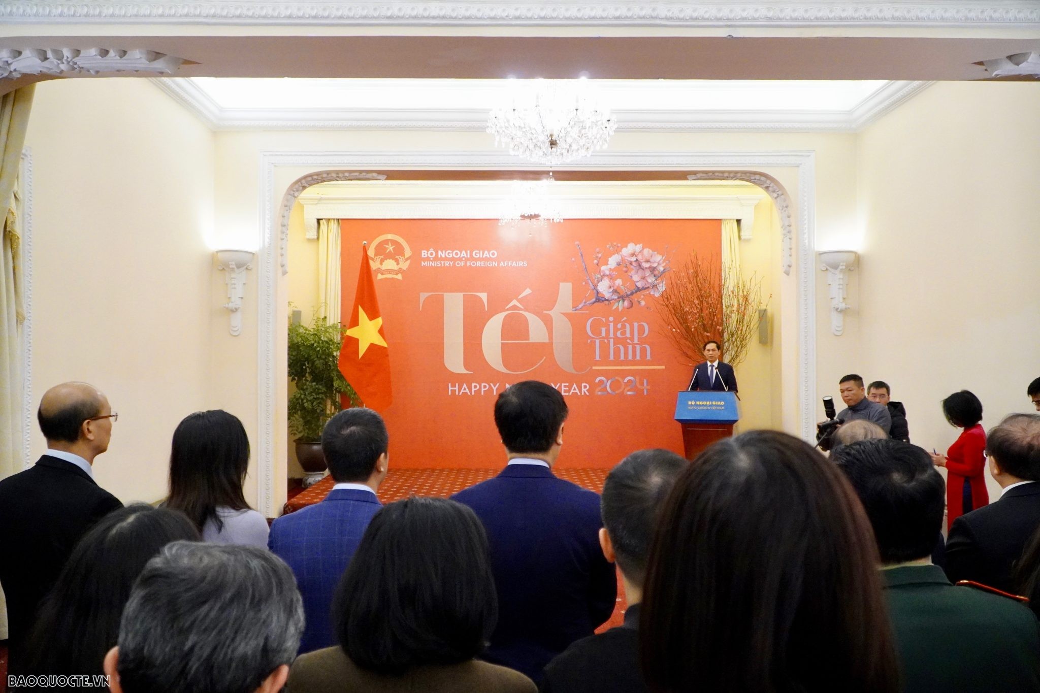 Bộ trưởng Ngoại giao Bùi Thanh Sơn gặp mặt báo chí nhân dịp Tết Giáp Thìn năm 2024
