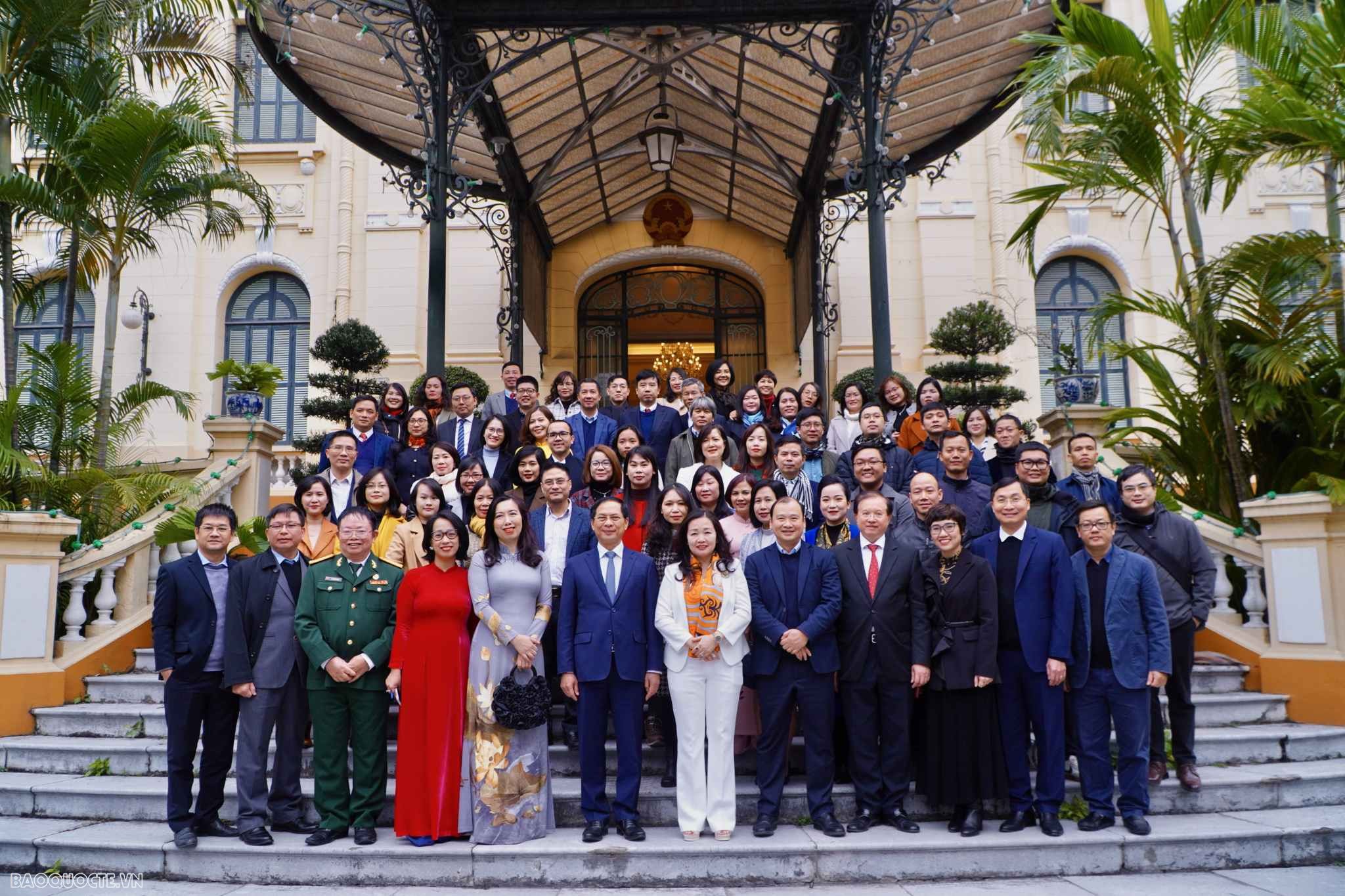 Bộ trưởng Ngoại giao Bùi Thanh Sơn gặp mặt báo chí nhân dịp Tết Giáp Thìn năm 2024